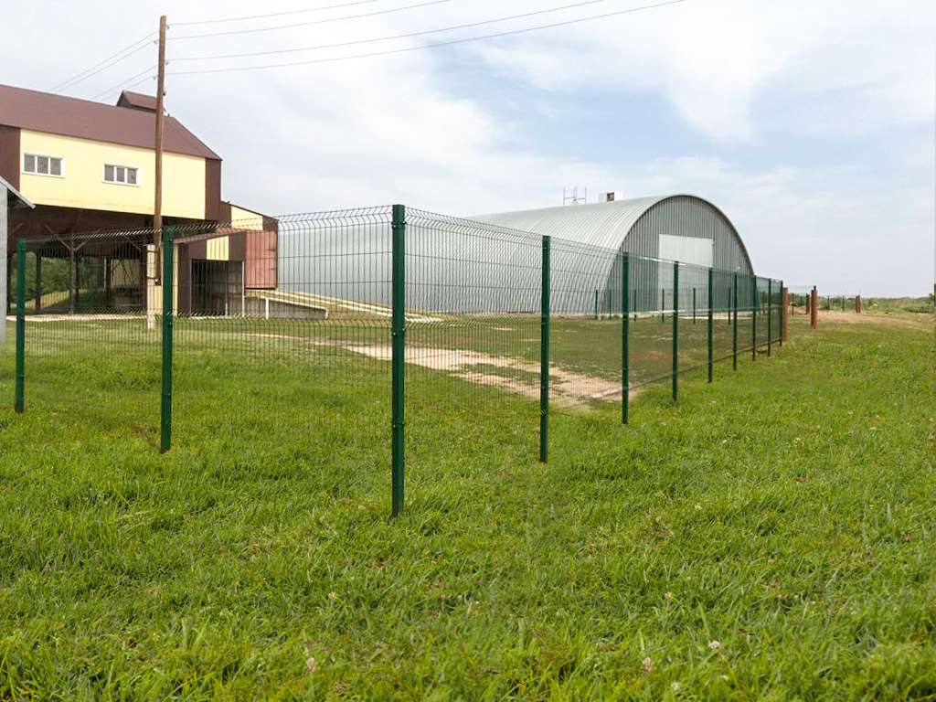 Забор из заборной секции «Оптима» и стального прутка 4 и 5 мм 7