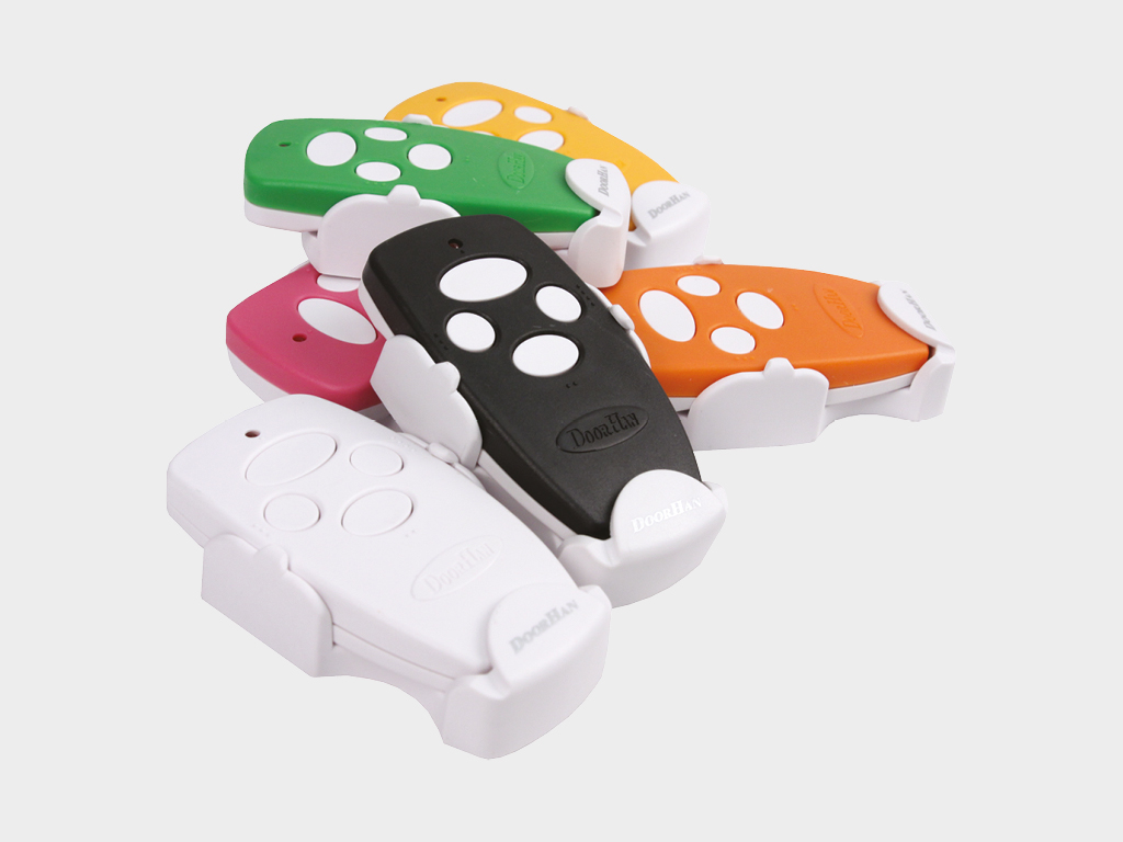 Откатные ворота со стальной рамой и заполнением сварной сеткой 20