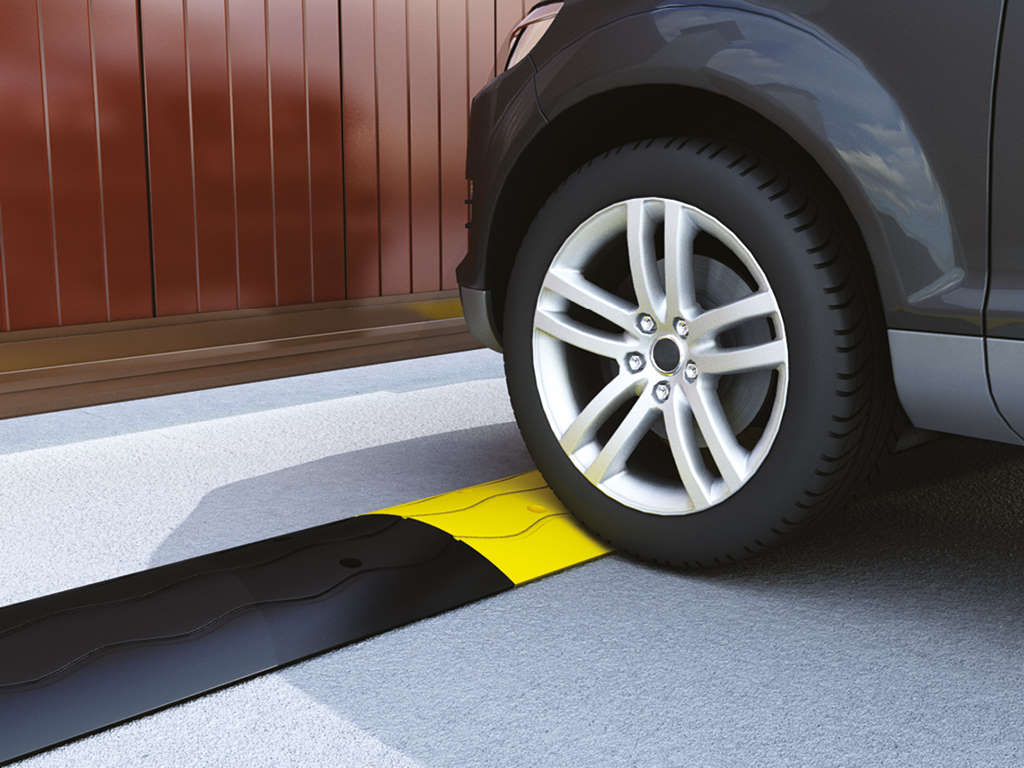 Распашные ворота из сендвич-панелей 30