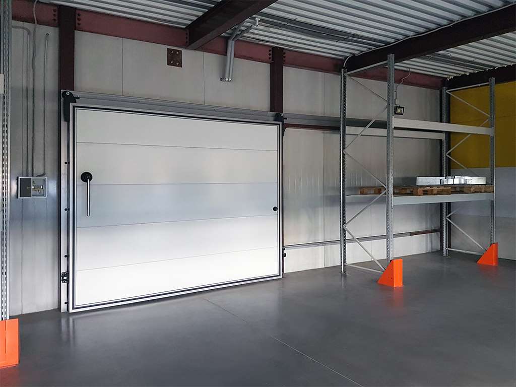 Холодильные откатные двери IsoDoor IDS1 для морозильных камер 14