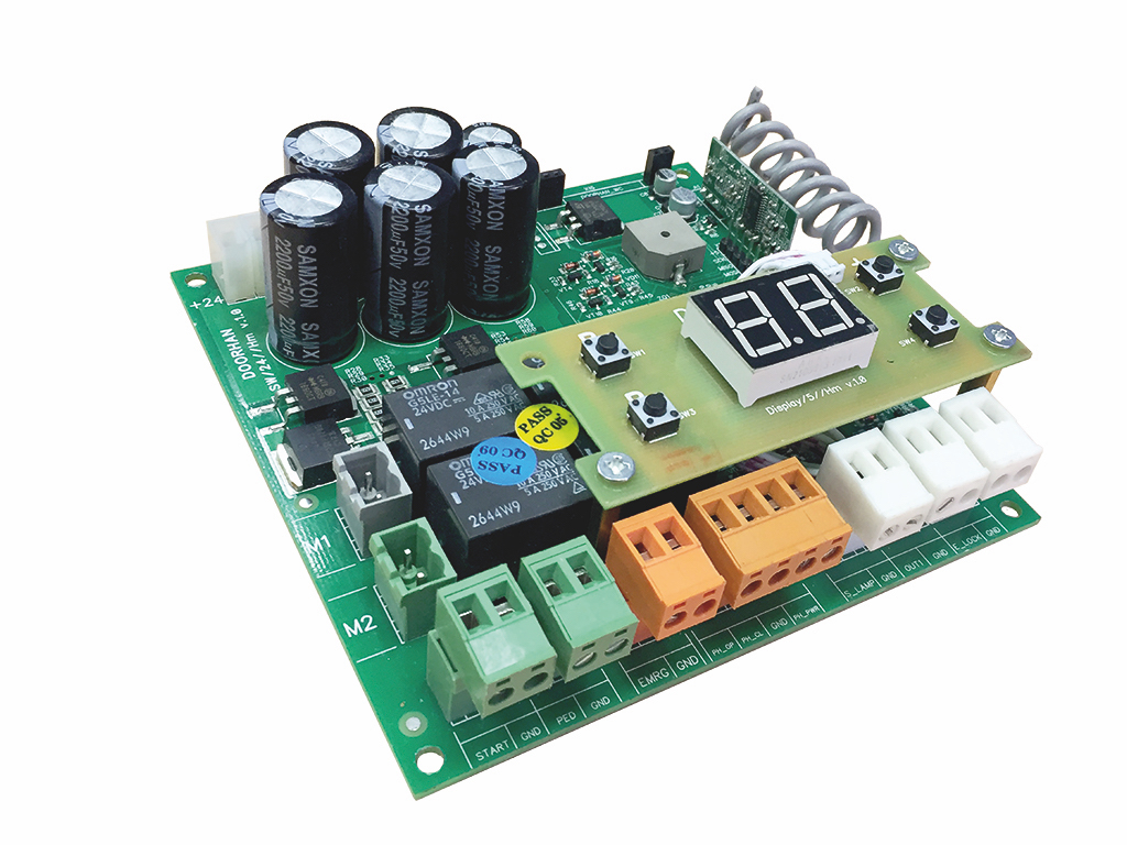 Блок управления на 24 V приводами распашных ворот CB-SWING-24 1 Блок управления на 24 V приводами распашных ворот CB-SWING-24 1