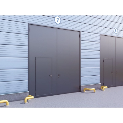 Промышленные распашные ворота в стальной раме с сендвич-панелью